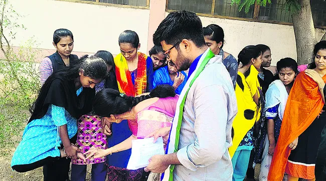 ‘కేఎస్‌ఎన్‌’ హాస్టల్‌లో ఎలుకల సంచారం 
