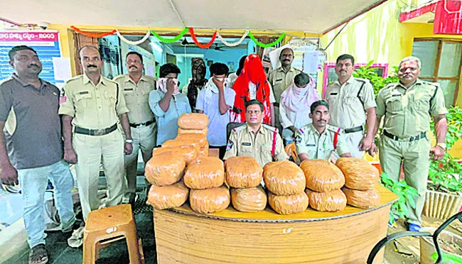 44 కే