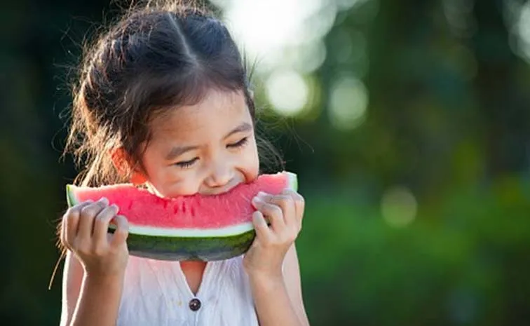 These Summer Foods For Your Child To Beat The Heat