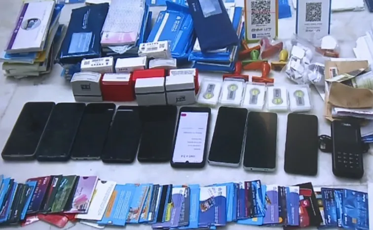 Loan App Gang Arrested In Visakhapatnam