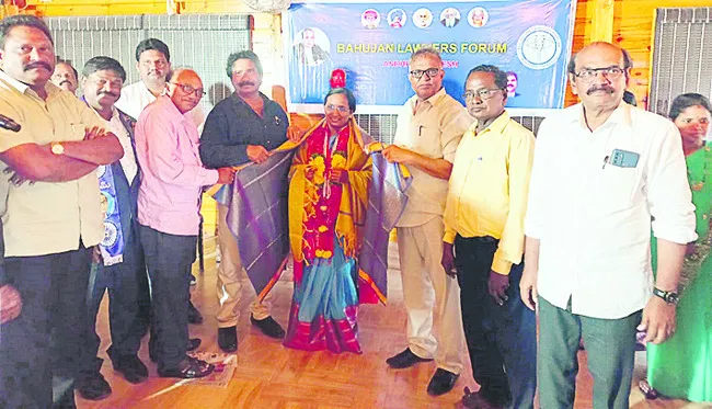 చీరాల న్యాయవాదికి సముచిత స్థానం 