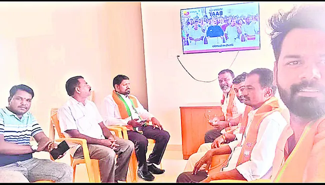 దేశ ప్రగతికే ప్రధాని ‘మన్‌కీ బాత్‌’