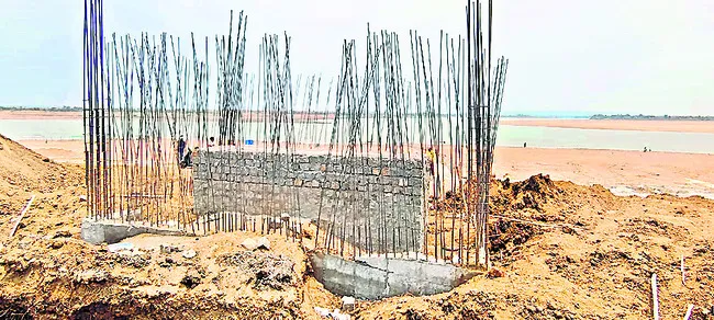 ముమ్మరంగా నిర్మాణం