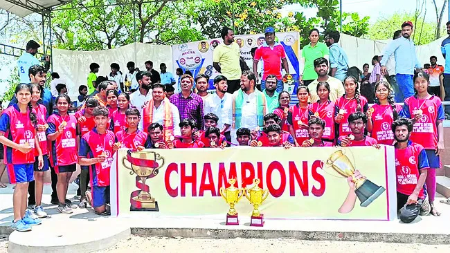 రాష్ట్ర స్థాయి షూటింగ్‌ బాల్‌ విజేత అన్నమయ్య జట్టు