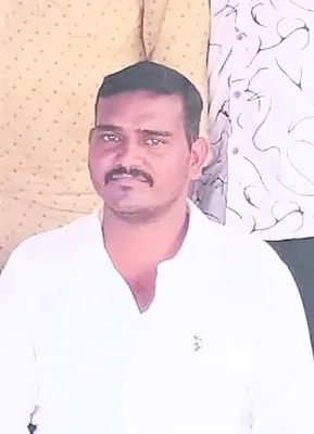 లాడ్జిలో వ్యక్తి ఆత్మహత్య