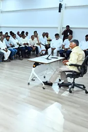 CM Chandrababu to collect lands again In Capital Area1