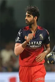 IPL 2025, DC VS RCB: Bhuvneshwar Kumar Becomes Second Highest Wicket Taker In IPL History2