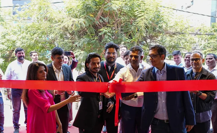Birla Opus Paints Opens its Own Paint Studio in Hyderabad
