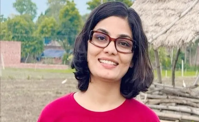 Case Against Singer Neha Singh Rathore over pahalgam incident