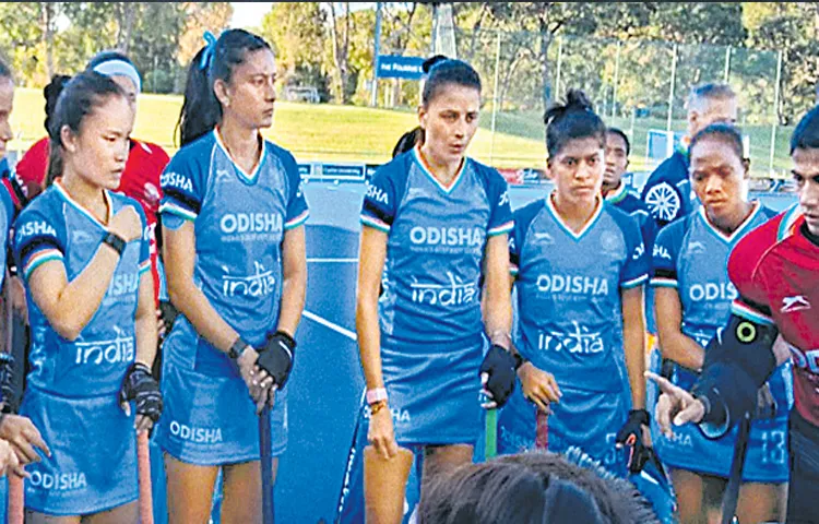 Indian womens hockey team second consecutive defeat