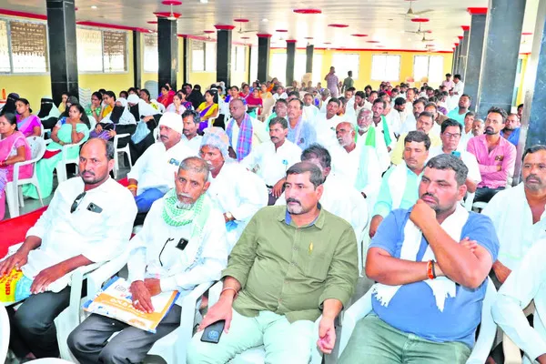హుండీ లెక్కింపులో ఉద్యోగి చేతివాటం!