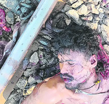 గుర్తు తెలియని మృతదేహం లభ్యం