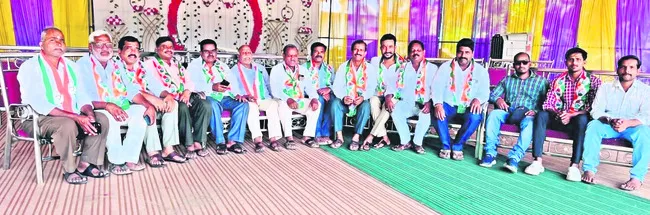రజతోత్సవ సభ కాదది ప్రగల్బాల సభ