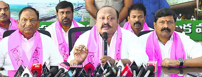 సభ సక్సెస్‌.. మంత్రుల్లో భయం