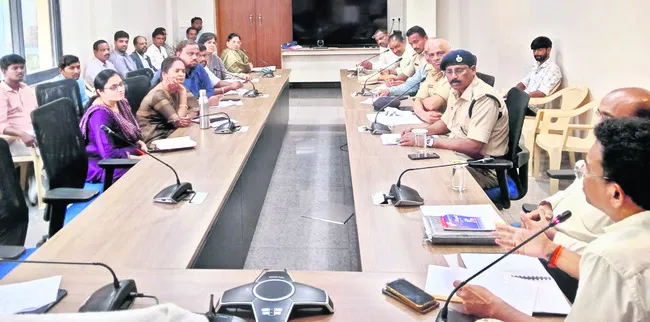 పోలీస్‌ గ్రీవెన్స్‌కు10 అర్జీలు 
