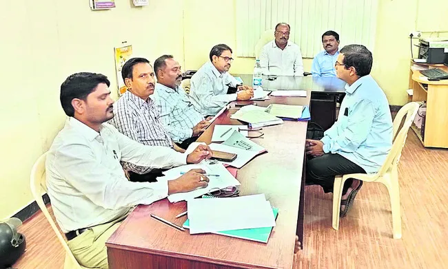 జిల్లా రిసోర్స్‌పర్సన్లకు ఇంటర్వ్యూలు