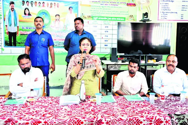 భూ భారతిపై విస్తృత చర్చ అవసరం 