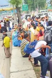 Security concerns 48 Resorts And Tourist Sites Shut Down In Kashmir6