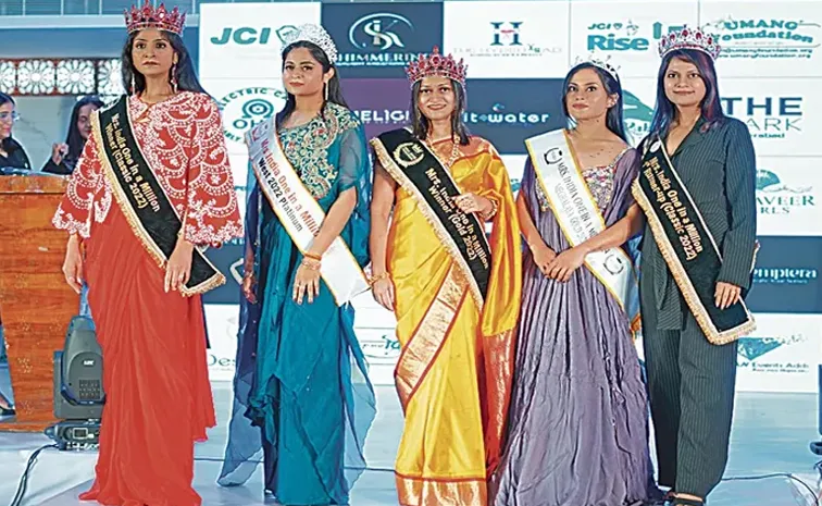 Glorious Ms And Mrs India & Royale Mr India 2025 At Hyderabad