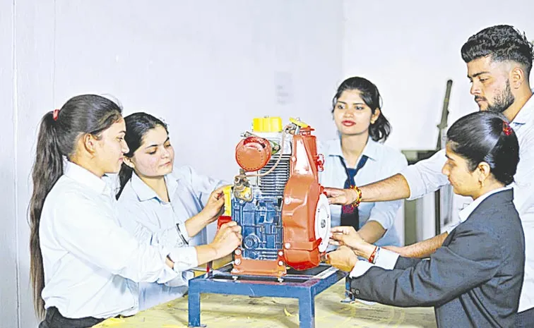 Admissions to polytechnic drop as students lose interest