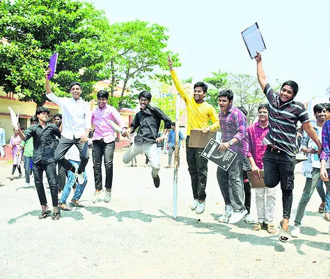 ప్రశాంతంగా ముగిసిన పది పరీక్షలు