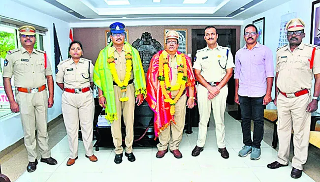 వారి క్రమశిక్షణ స్ఫూర్తిదాయకం