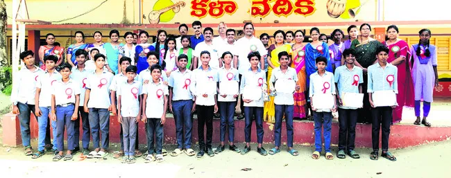జామాయిల్‌ తోటలో అగ్నిప్రమాదం 
