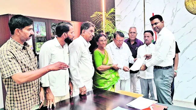 గద్వాల చరిత్రను  కాపాడతాం 