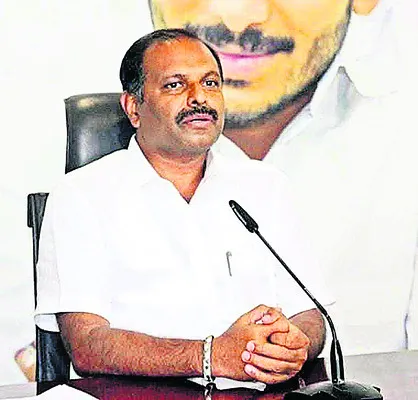 కరువు జిల్లాగా ప్రకటించి రైతులను ఆదుకోవాలి