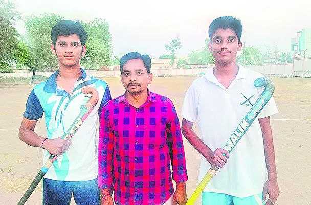 ఎయిడెడ్‌ పాఠశాలల సమాచారం ఇవ్వండి 