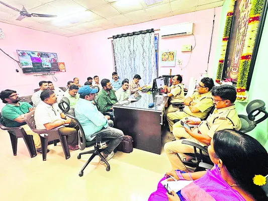 ‘ఉబర్‌’ సమస్యల పరిష్కారానికి వినతి