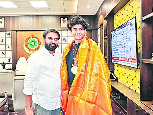 రాష్ట్ర క్రీడా ఖ్యాతిని చాటిన స్కేటర్‌ కై వల్య 