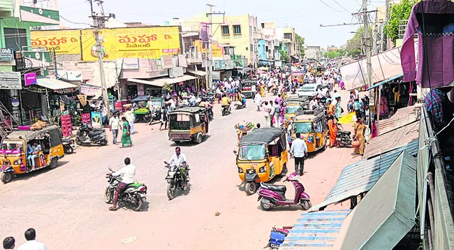 ఇళ్ల స్థలాలకు చుక్కల గ్రహణం 