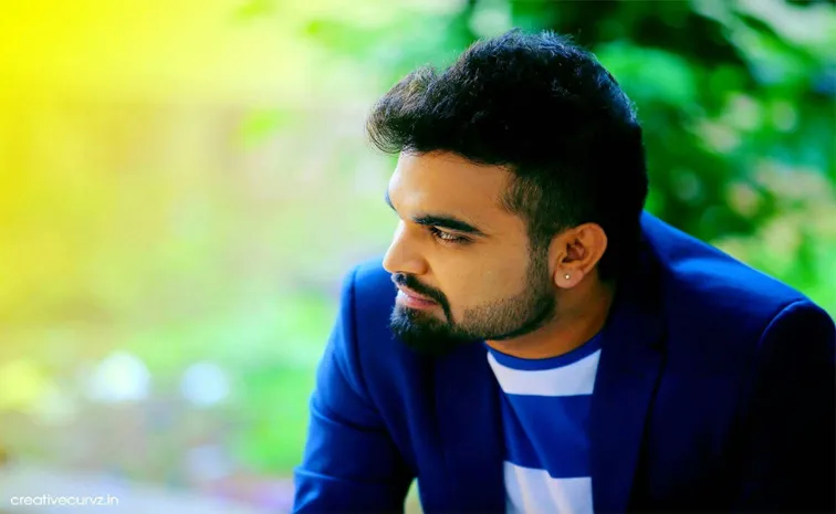 Tollywood Anchor Pradeep Machiraju Responds On His Marriage Rumours