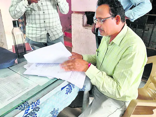 నకిలీ పత్రాల కేసులో తవ్వినకొద్దీ అక్రమాలు