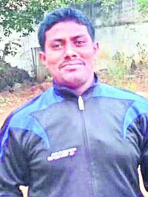 పూడికతీత పనుల్లో వేగం పెంచాలి