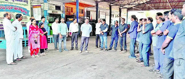 ఆర్టీసీని అభివృద్ధి పథంలో నడిపించాలి