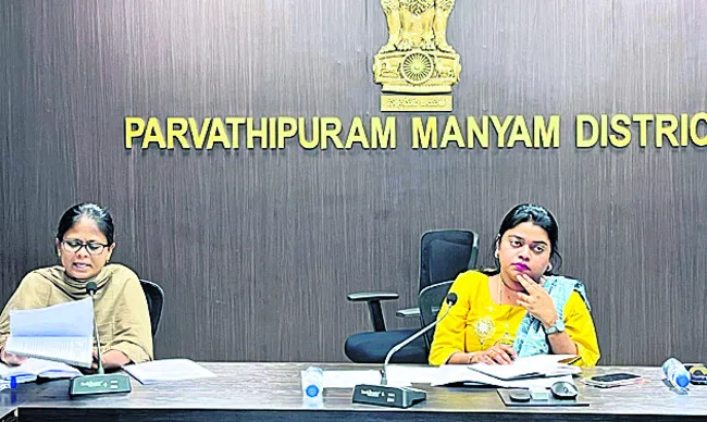 మే 31 నాటికి బాలలందరికీ ఆధార్ కార్డులు