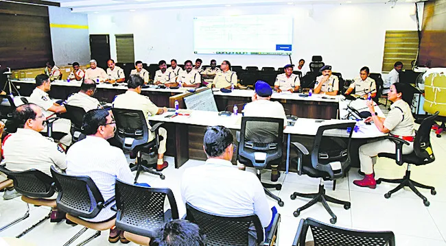 ప్రధాని మోదీ పర్యటనకు పకడ్బందీ ఏర్పాట్లు 