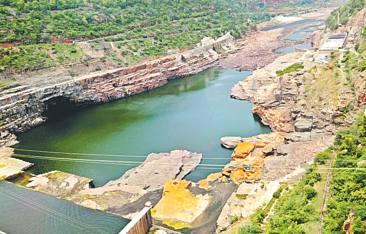 Srisailam Dam needs immediate repairs
