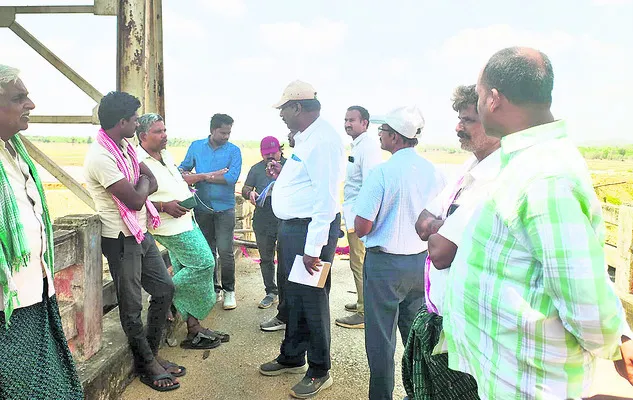 పెదవాగును సందర్శించిన ఏపీ అధికారులు