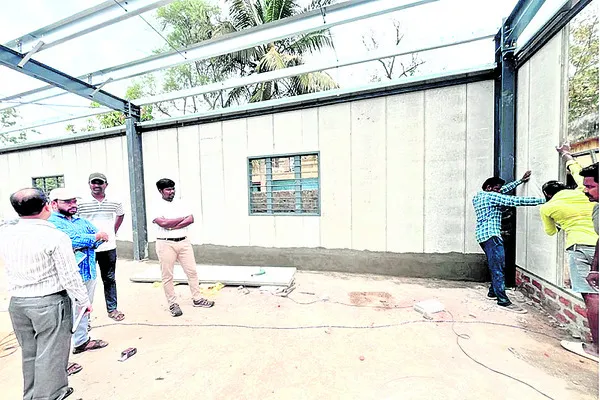 అధునాతన హంగులతో రీడింగ్‌ రూమ్‌లు