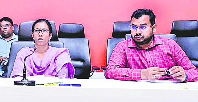 ఇసుక రీచ్‌లకు అనుమతులు ఇవ్వండి 