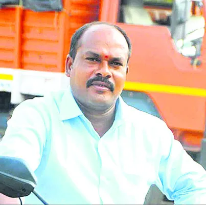 రోడ్డు ప్రమాదంలో వ్యక్తి మృతి