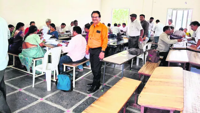 ప్రారంభమైన ‘పది’ స్పాట్‌ 