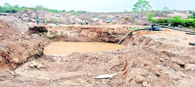 టన్నెల్‌ లీకేజీల గుర్తింపునకు ట్రయల్‌ రన్‌