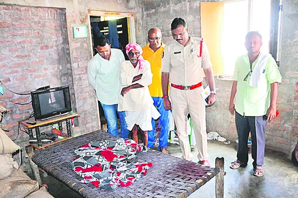 కన్నకొడుకే కాలయముడు 