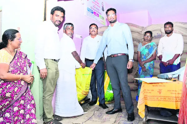 పేదలకు నాణ్యమైన సన్నబియ్యం 