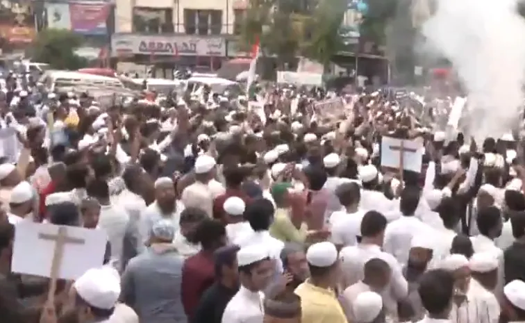 After Waqf Bill Clears Huge Protests In Kolkata, Chennai