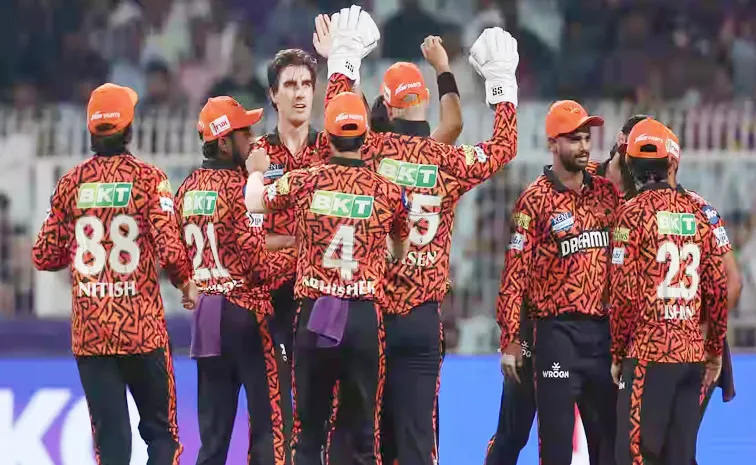 All Out for 120 What Can I say Public Paid To: Sehwag Slams SRH Batting